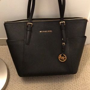 Micheal Kors Tote